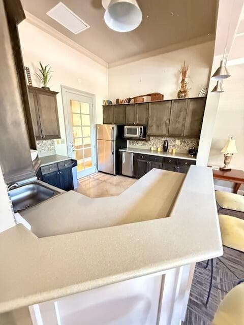 fiore clubhouse kitchen