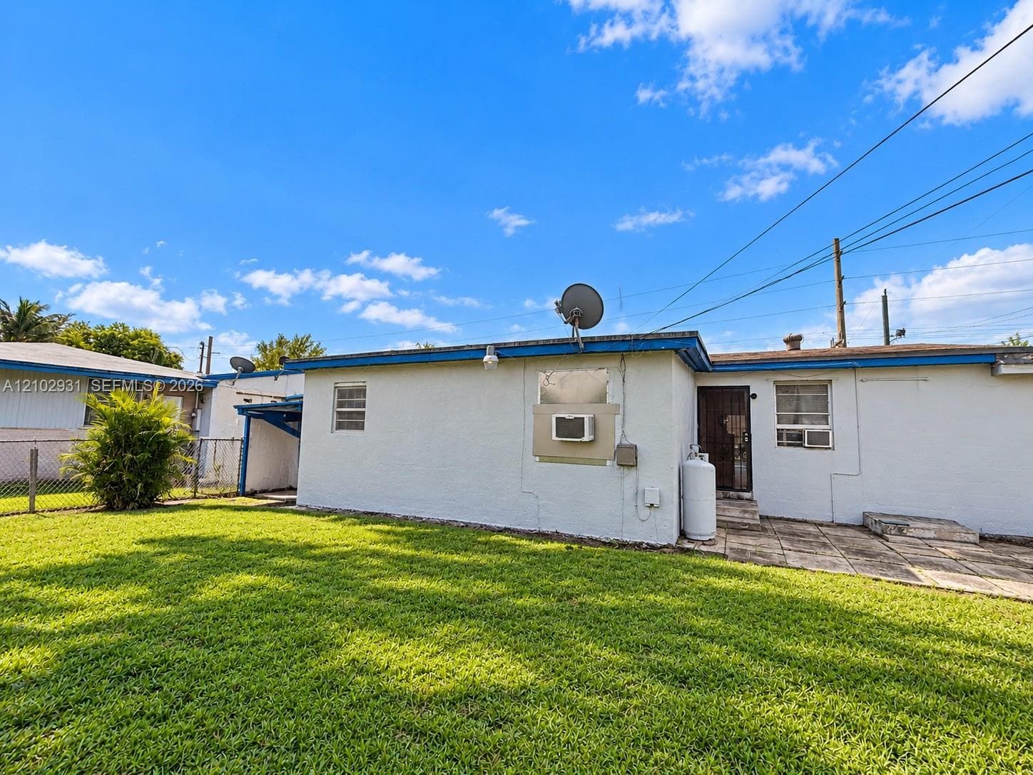 13387 Aswan Rd photo 2