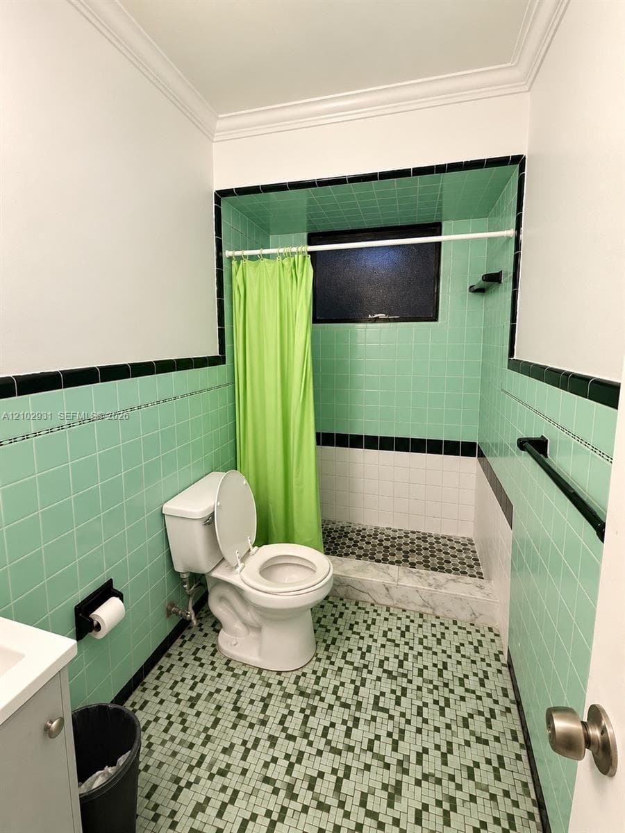13387 Aswan Rd photo 3