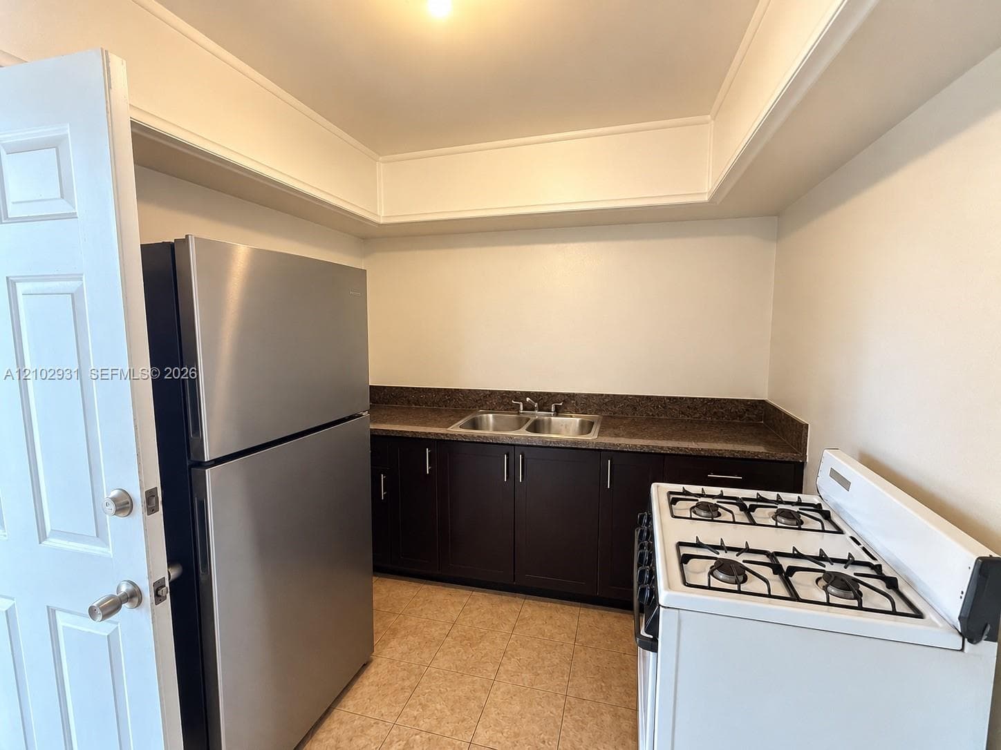 13387 Aswan Rd photo 4