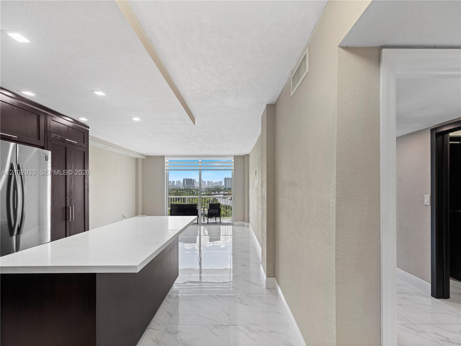 ISLA DEL MAR CONDO · #1019 in Miami - Photo 2