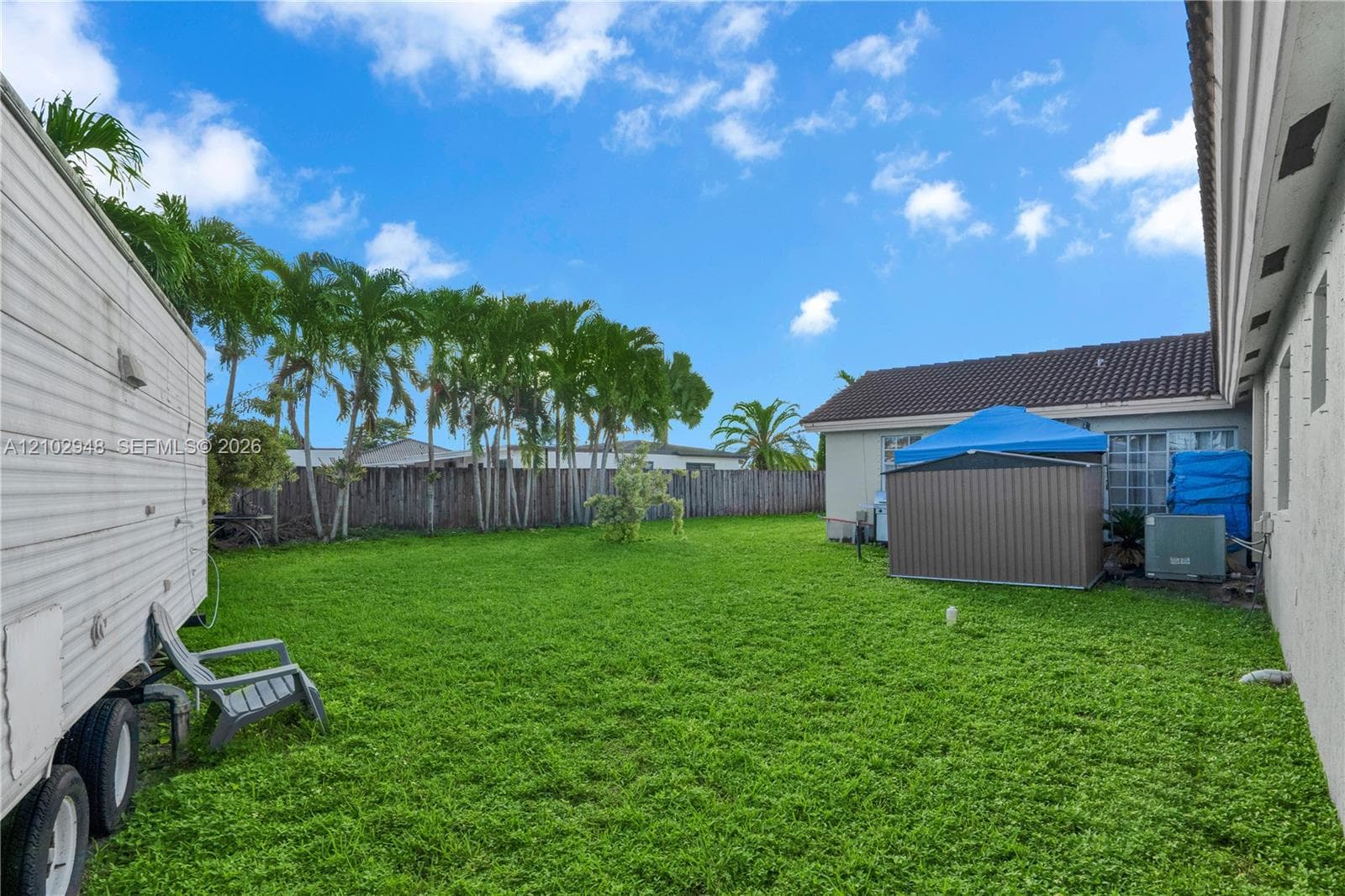11525 SW 49th Ter photo 23