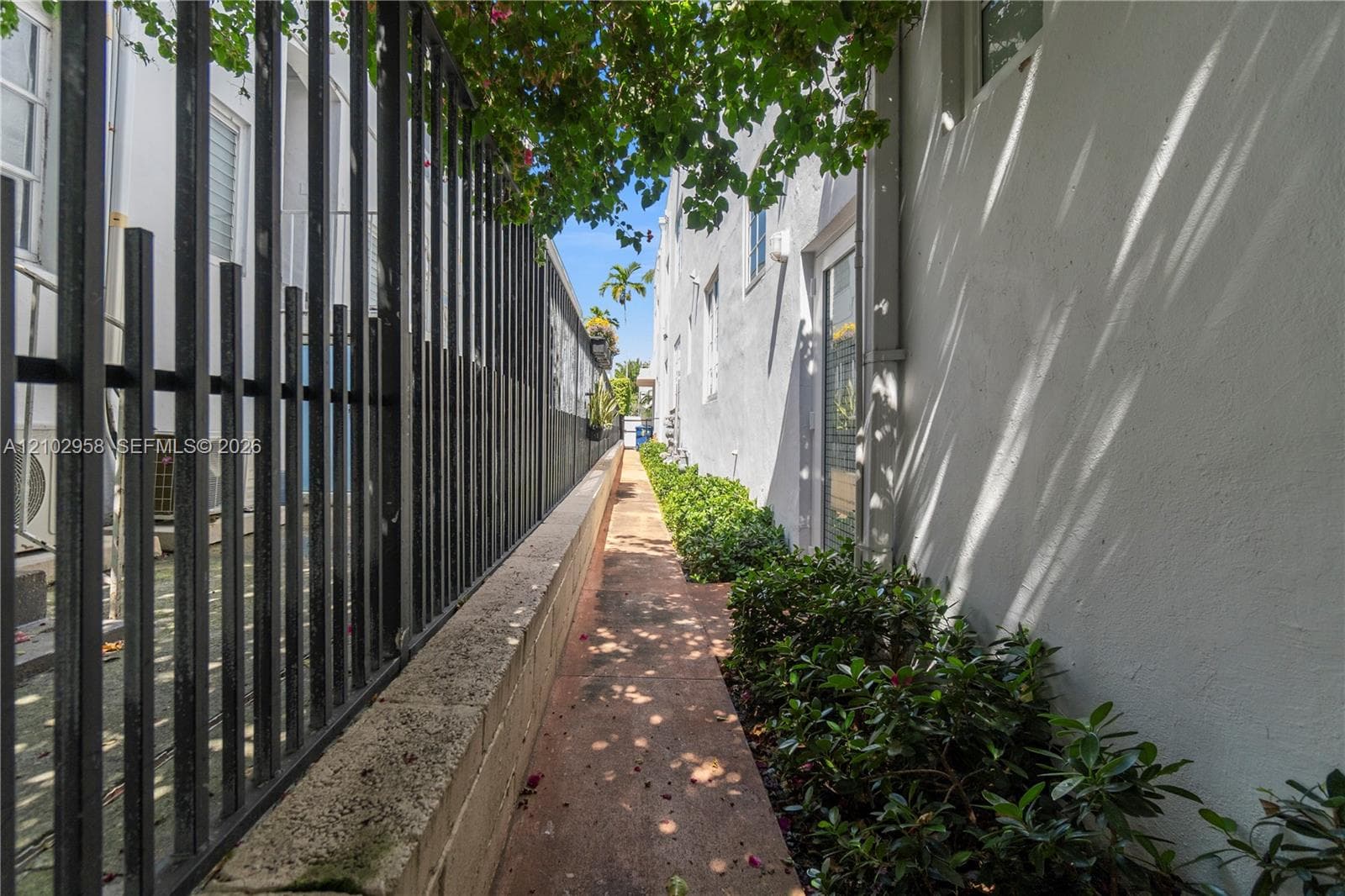 THE BELCREST CONDO · #7 in Miami Beach - Photo 23