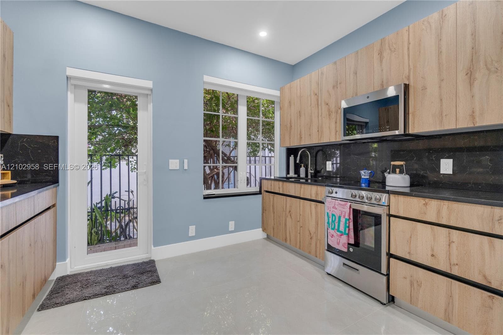 THE BELCREST CONDO · #7 in Miami Beach - Photo 7
