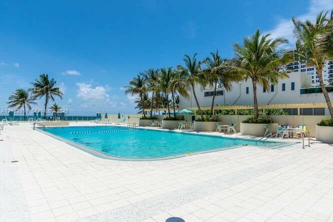 WAVE CONDO · #1619 in Hollywood - Photo 28