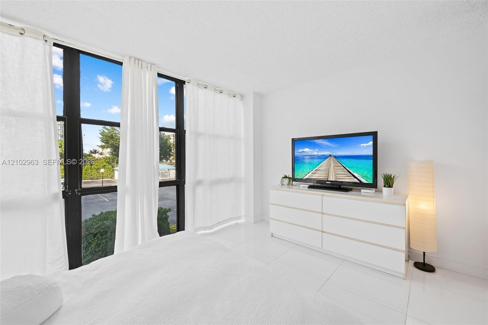 OCEANVIEW PARK CONDO · #221 in Hallandale Beach - Photo 12