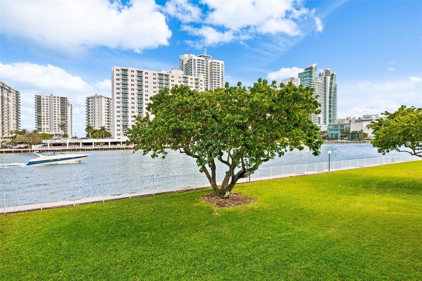 OCEANVIEW PARK CONDO · #221 in Hallandale Beach - Photo 19