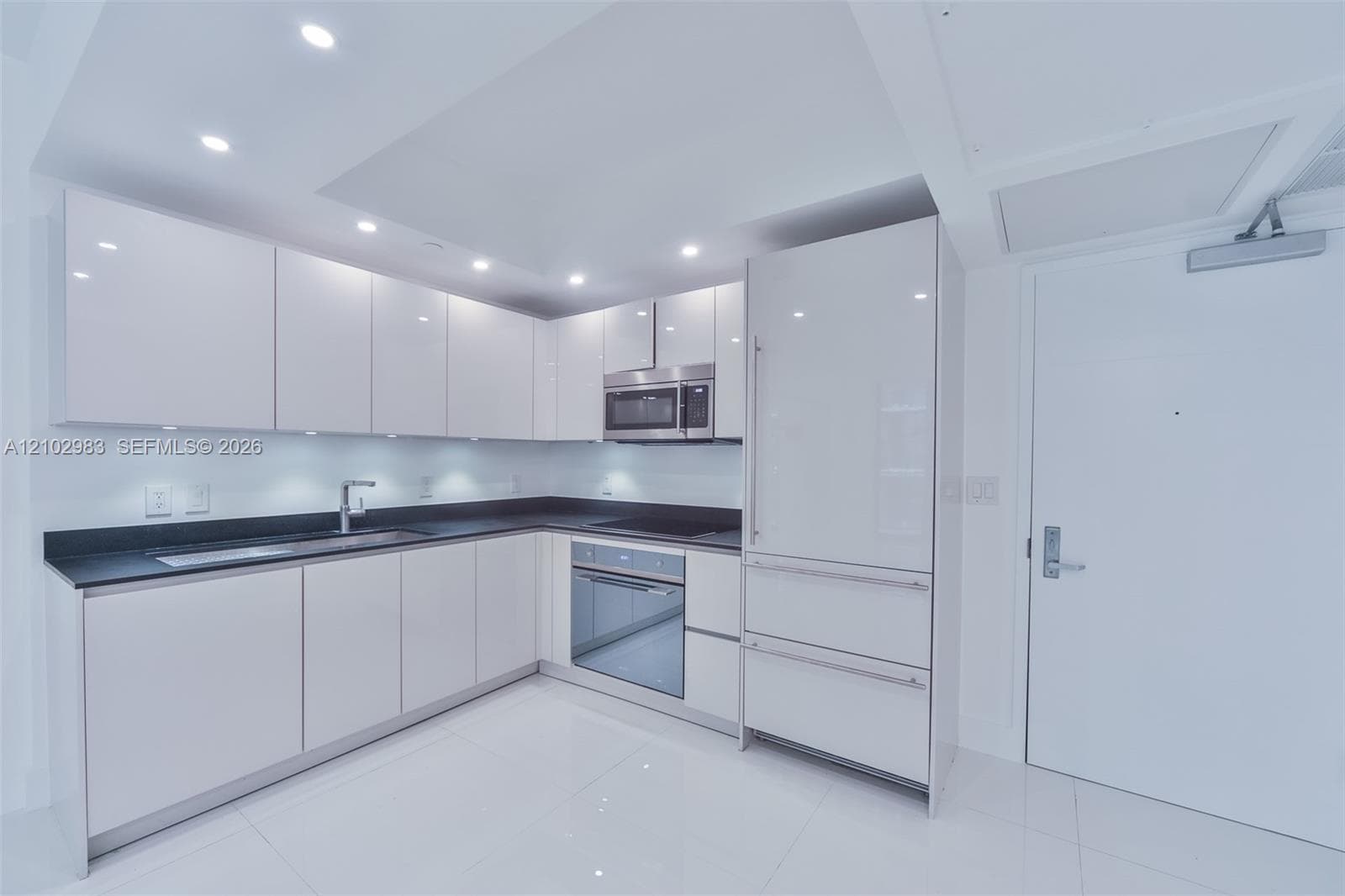 1010 Brickell · #3107 in Miami - Photo 2