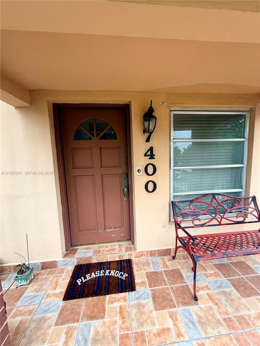 7400 SW 19th St photo 10
