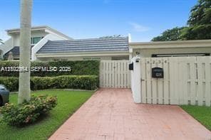 kings creek · #8232 in Miami - Photo 2