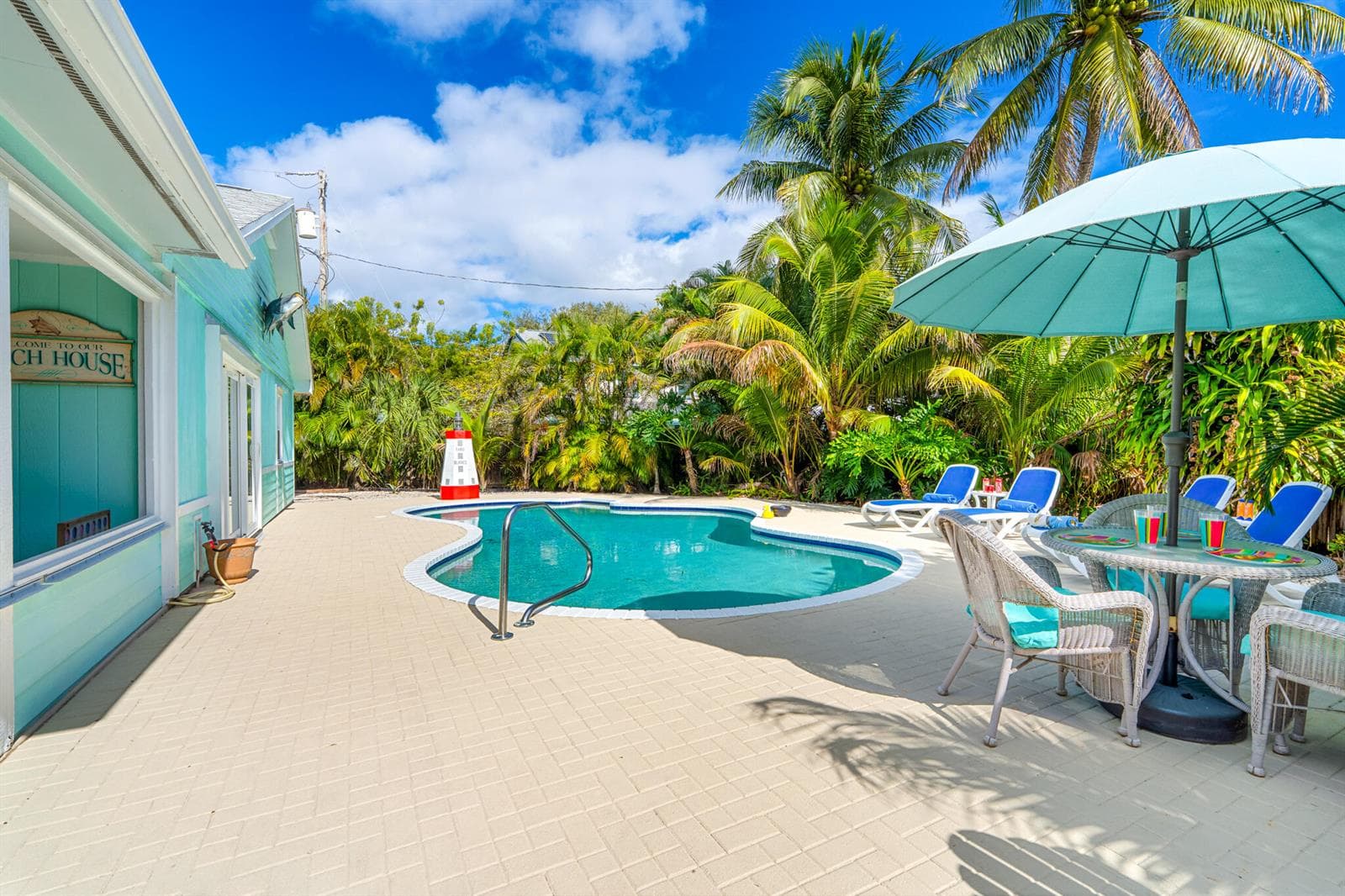 611 East Dr 43 Pool
