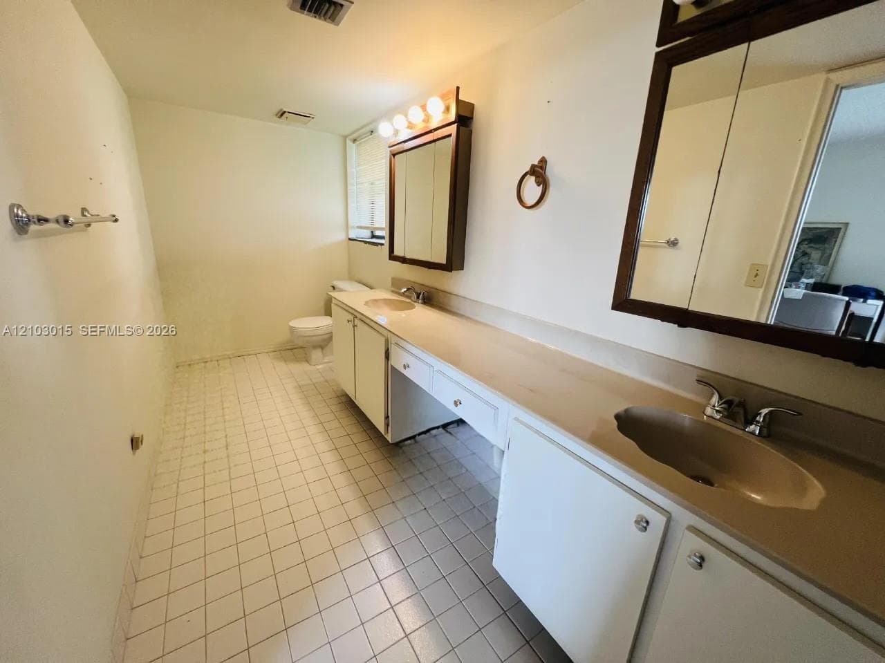 LAKEVIEW OF THE CALF CLUB · #205-6 in Miami - Photo 10