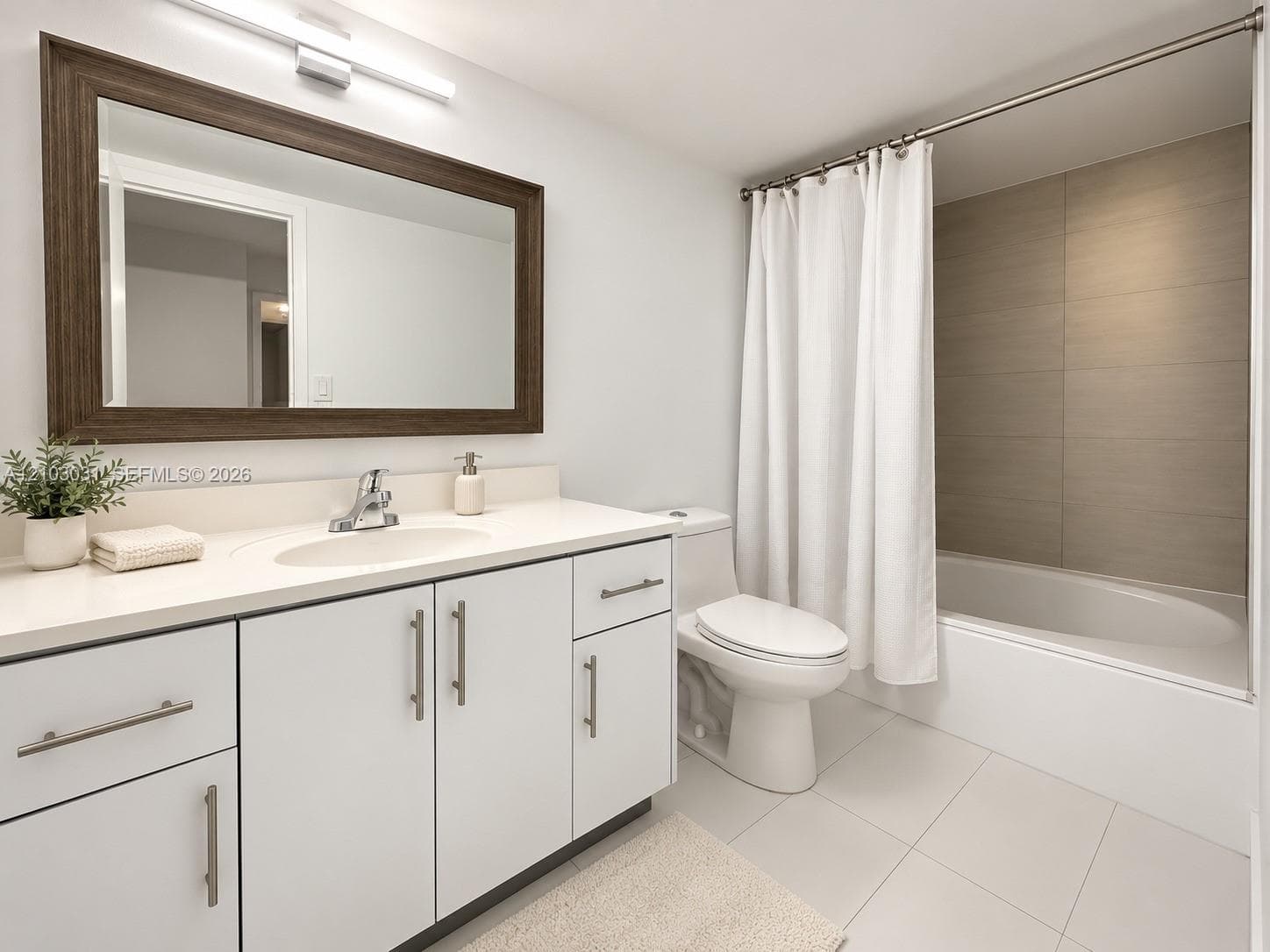 OCEANVIEW PARK CONDO · #202 in Hallandale Beach - Photo 17