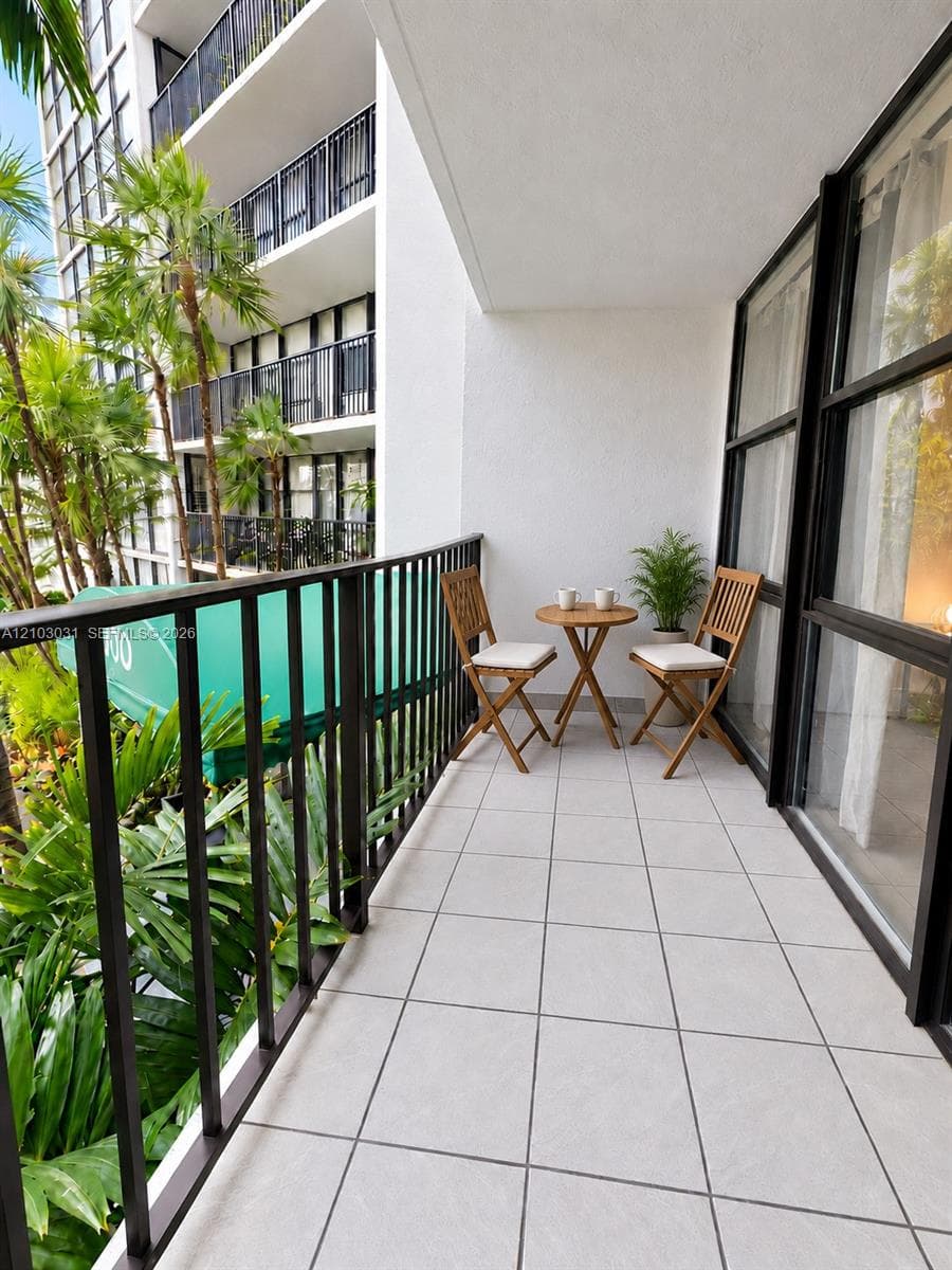OCEANVIEW PARK CONDO · #202 in Hallandale Beach - Photo 25