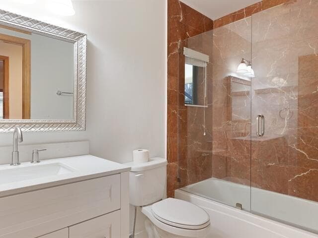 Hall Bath with tub