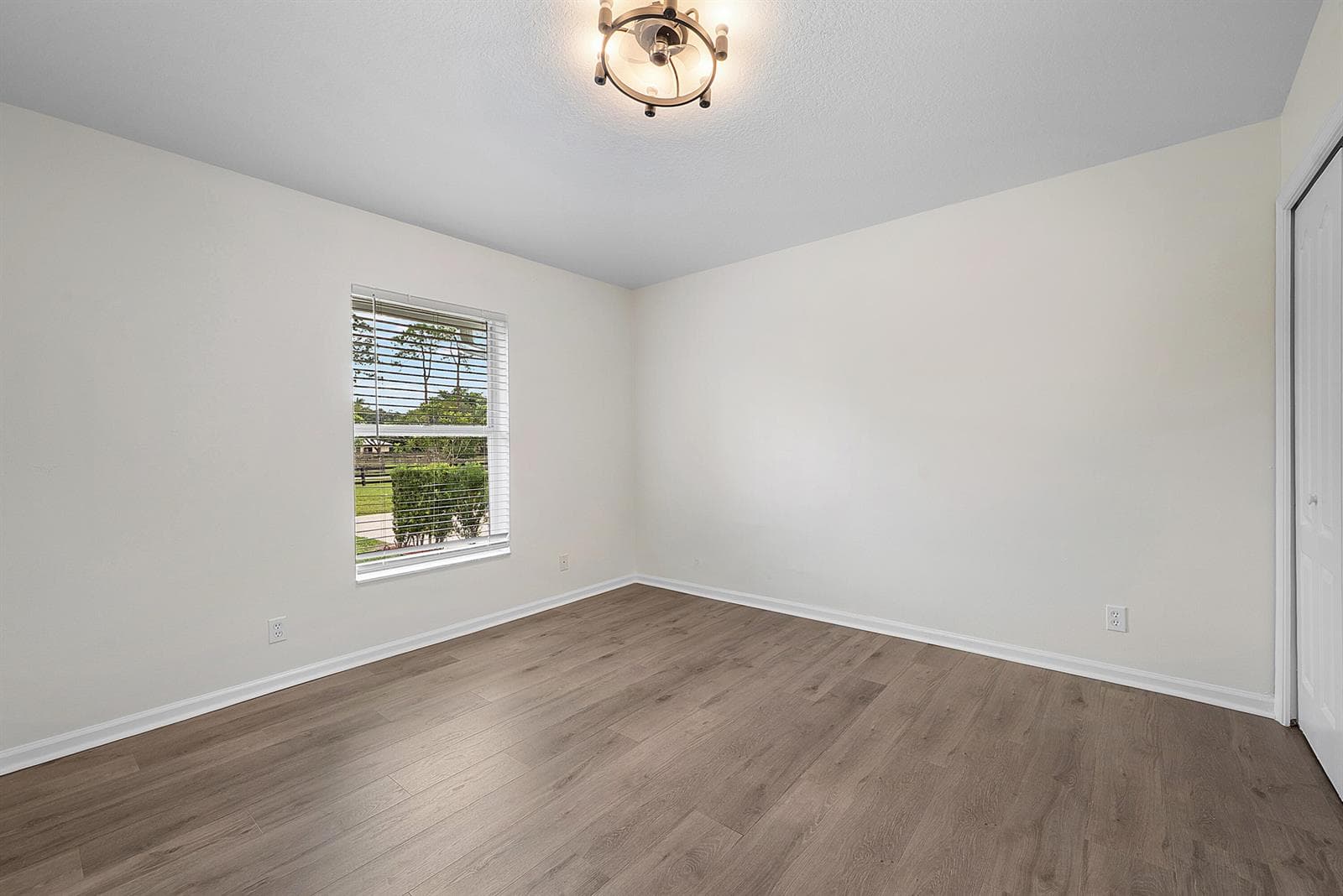 Guest Bedroom 3