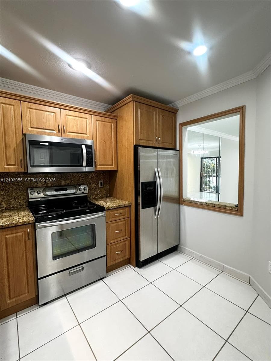 LAGO GRANDE TWO CONDO · #204-28 in Hialeah - Photo 5