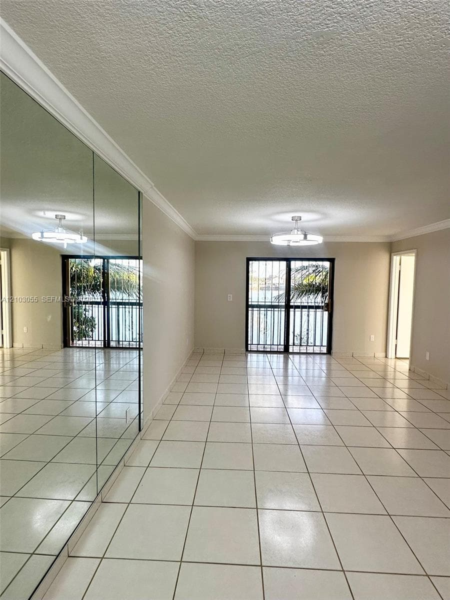 LAGO GRANDE TWO CONDO · #204-28 in Hialeah - Photo 8