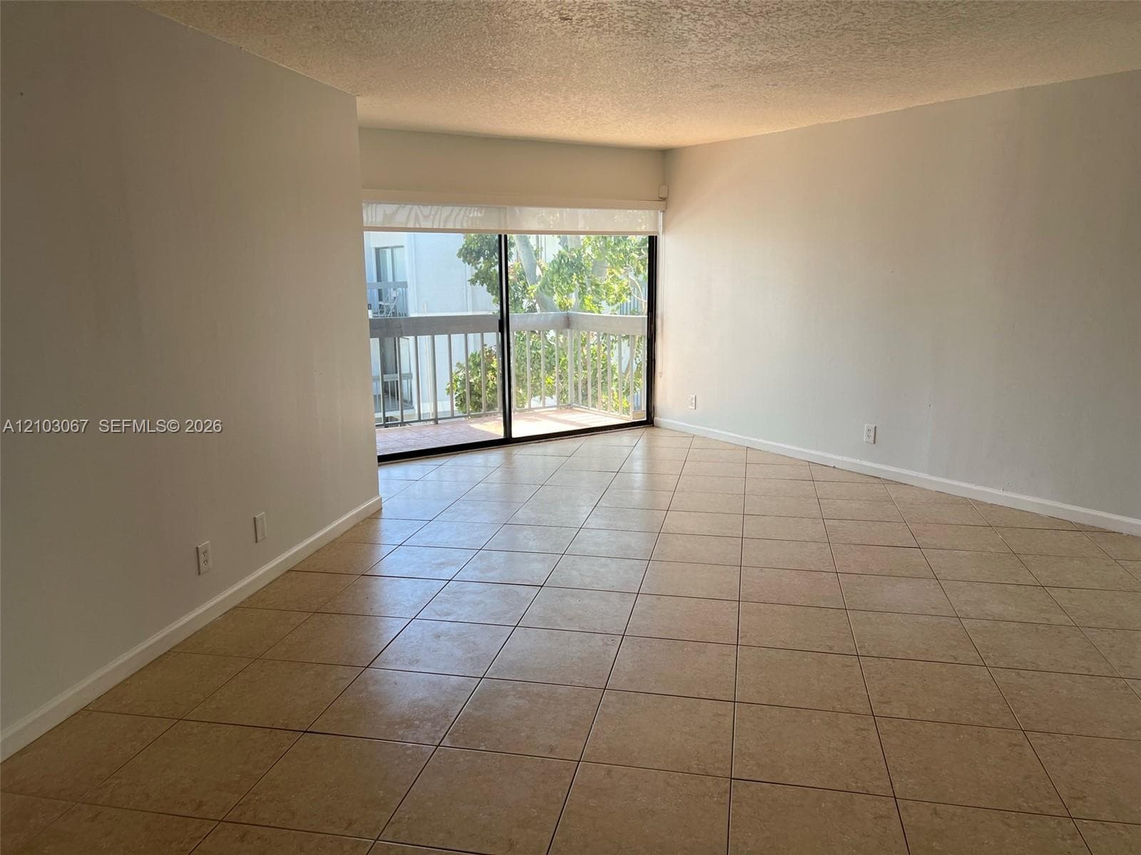 PRESIDENTIAL GOLFVIEW CON · #411 in West Palm Beach - Photo 4