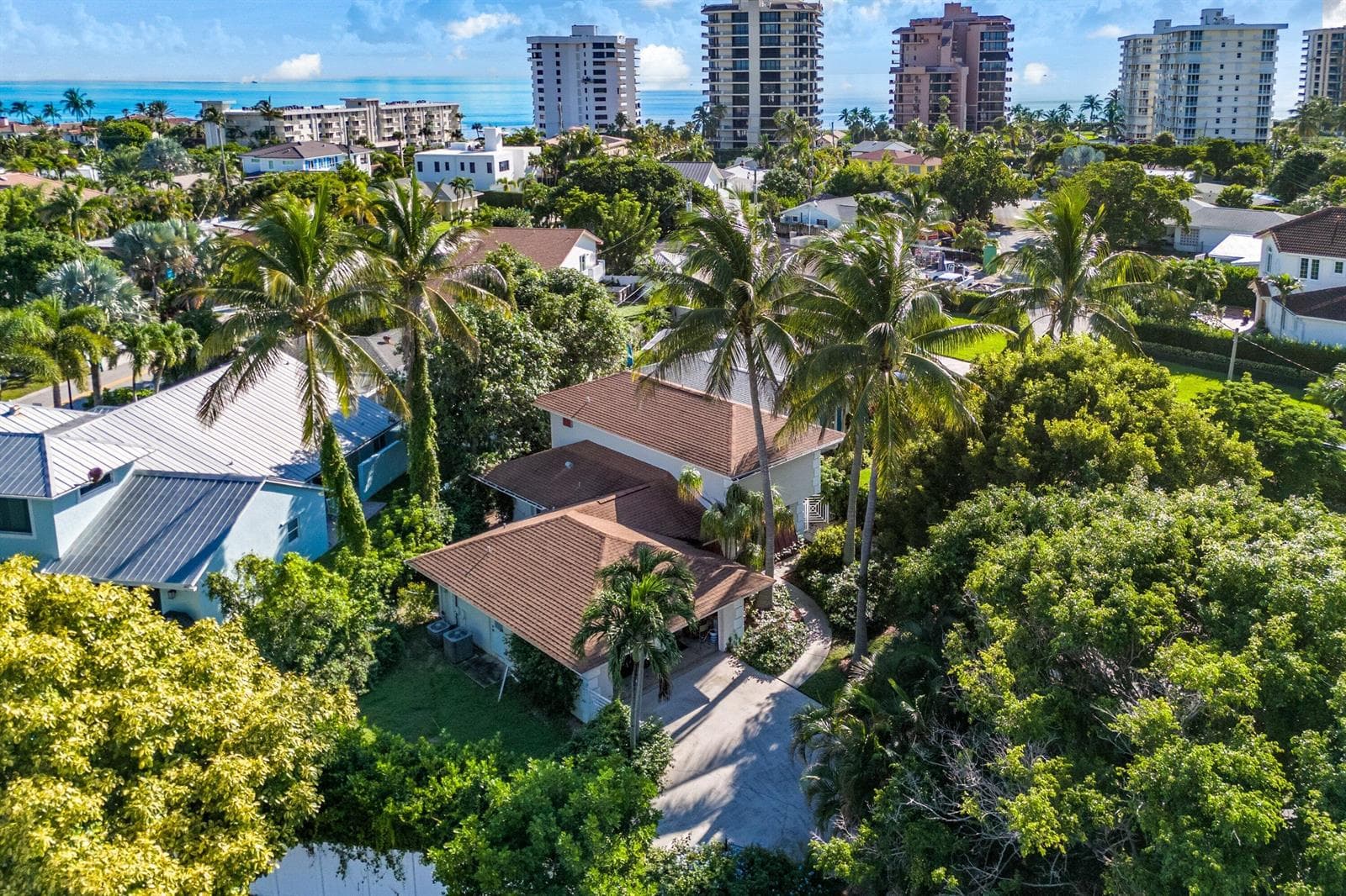 040-491NeptuneRoad-JunoBeach-FL-33408-SM