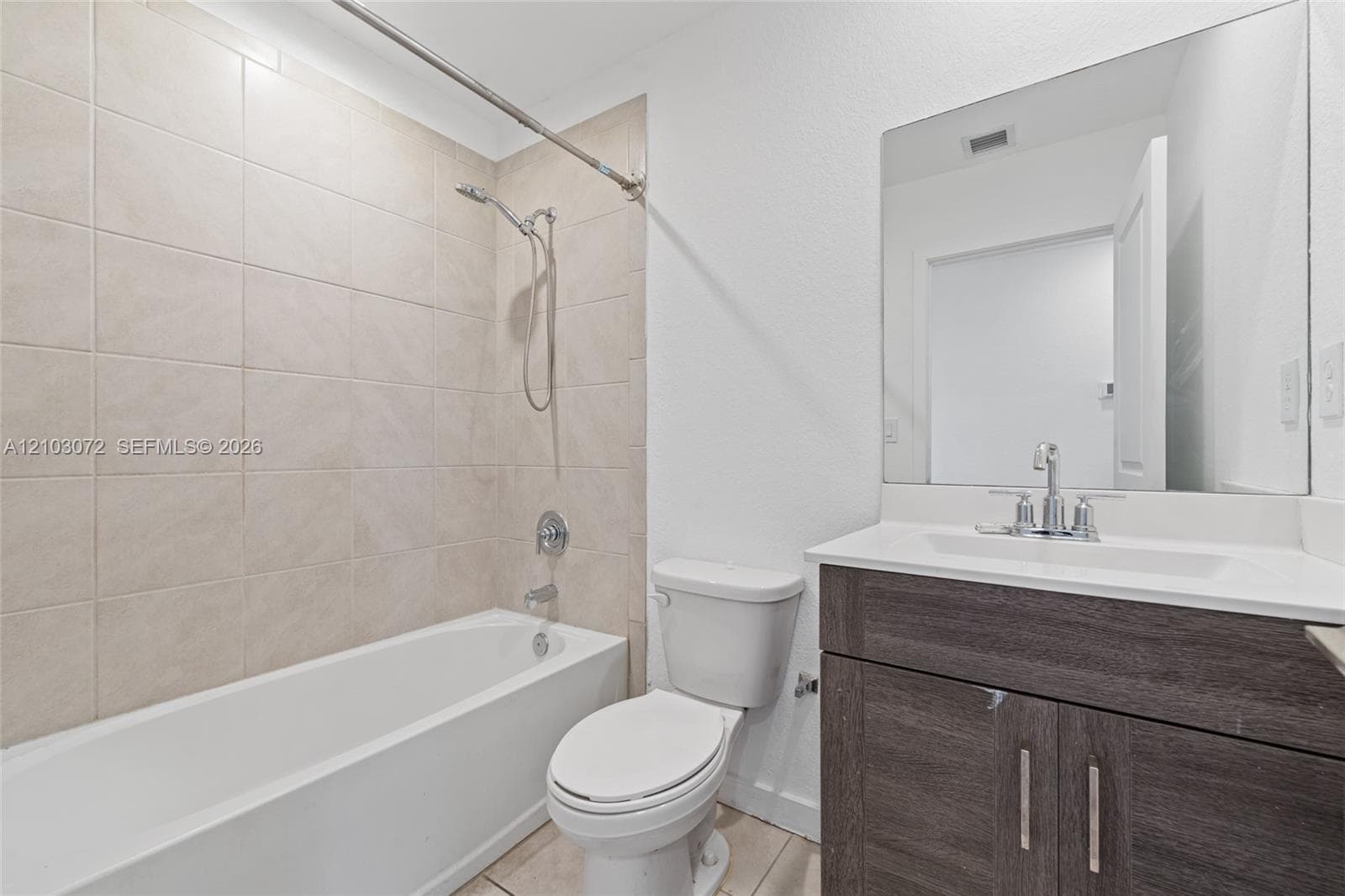 1010 SE 23rd Ave #1010 photo 12