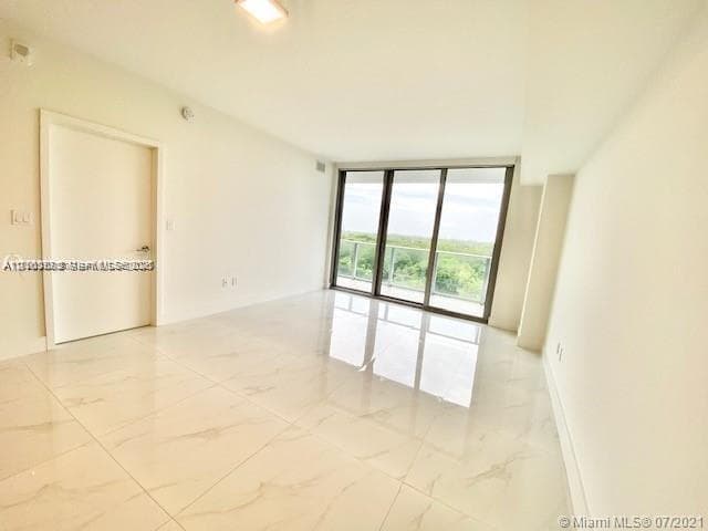 THE HARBOUR NORTH · #702 in North Miami Beach - Photo 13