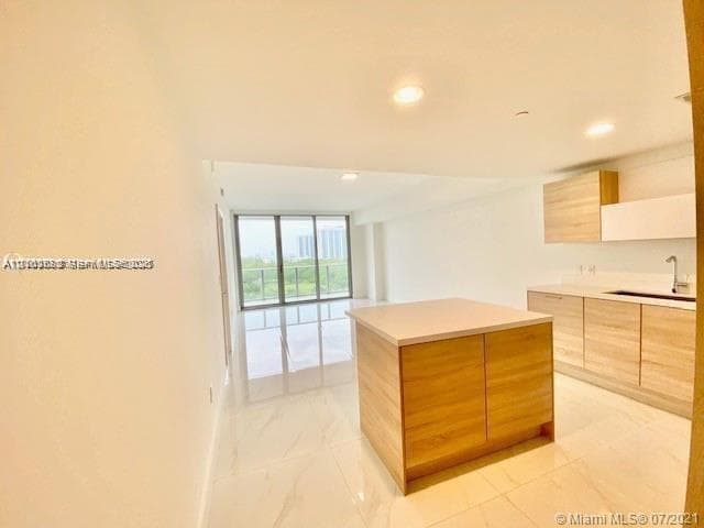 THE HARBOUR NORTH · #702 in North Miami Beach - Photo 9