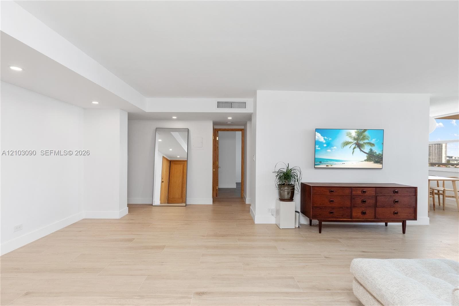 Winston Towers · #1219 in Sunny Isles Beach - Photo 22