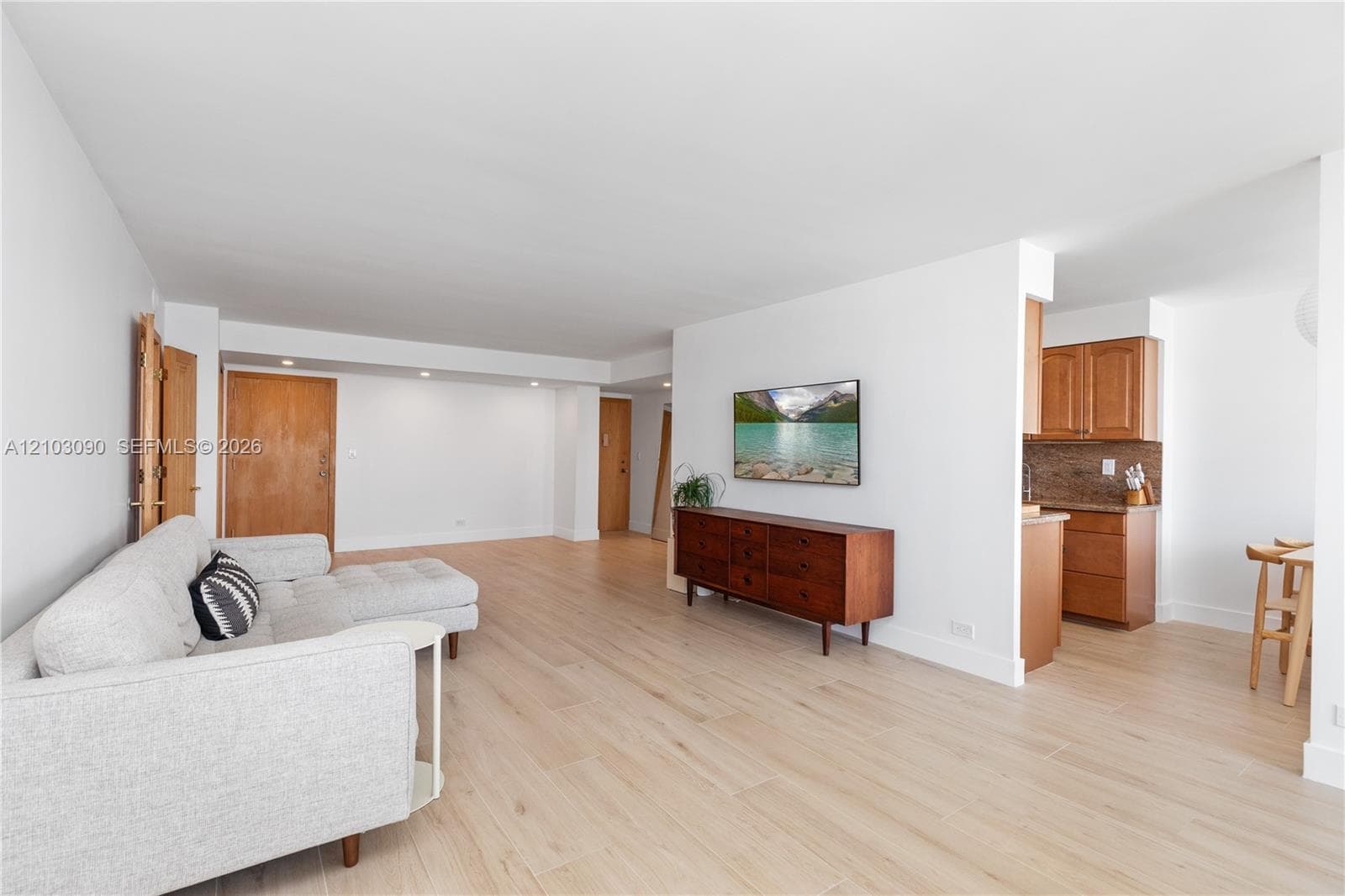 Winston Towers · #1219 in Sunny Isles Beach - Photo 25