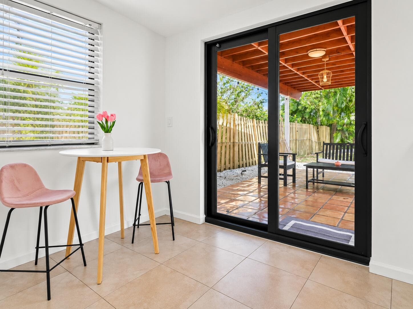 breakfast nook