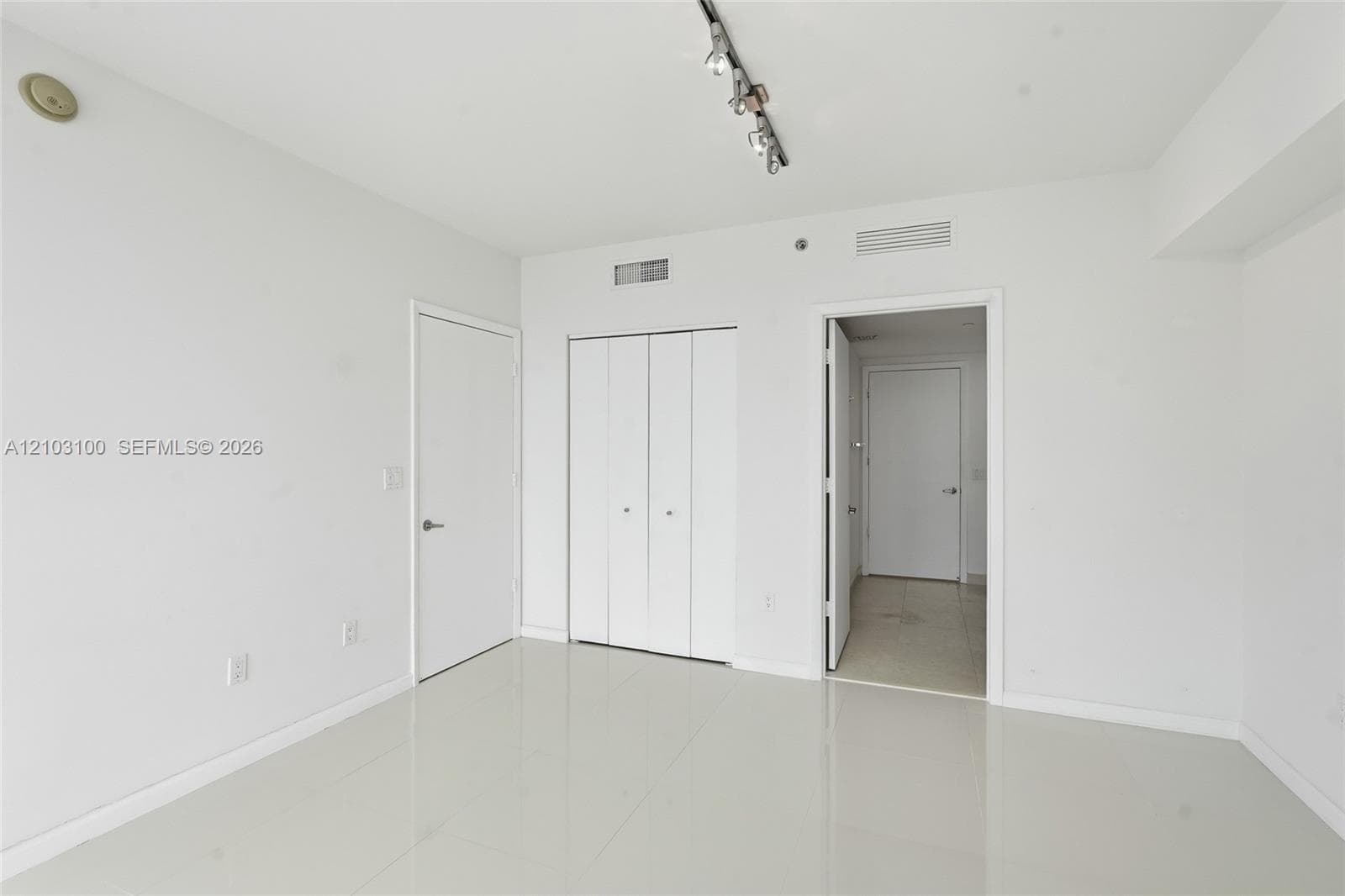 Icon Brickell I · #4003 in Miami - Photo 22