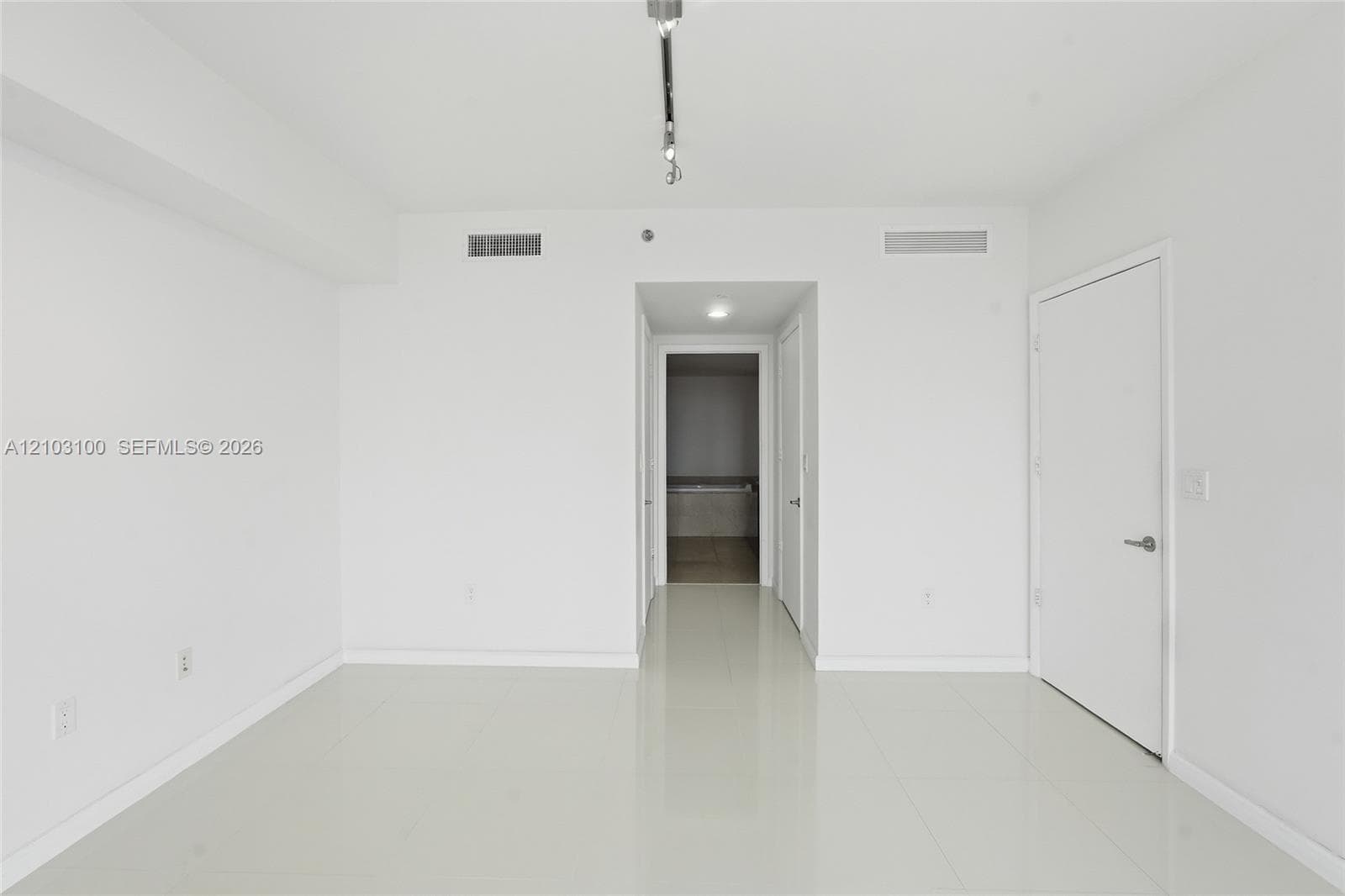 Icon Brickell I · #4003 in Miami - Photo 14