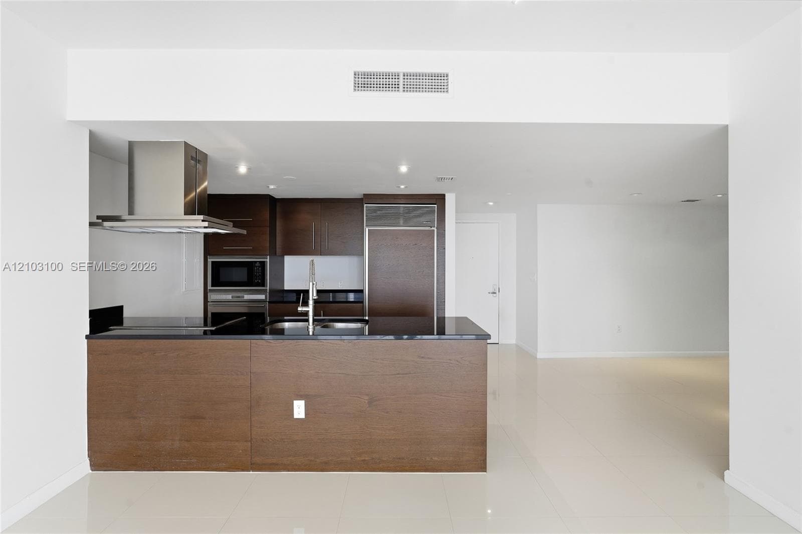 Icon Brickell I · #4003 in Miami - Photo 8