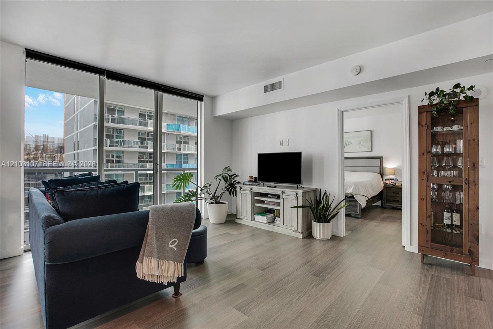 500 Brickell West · #3701 in Miami - Photo 6