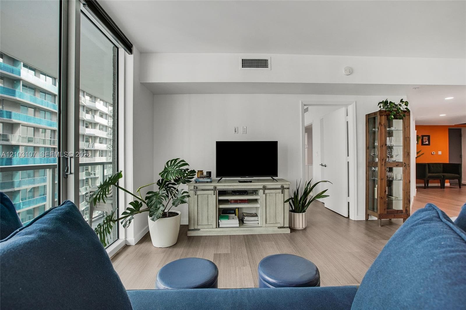 500 Brickell West · #3701 in Miami - Photo 4