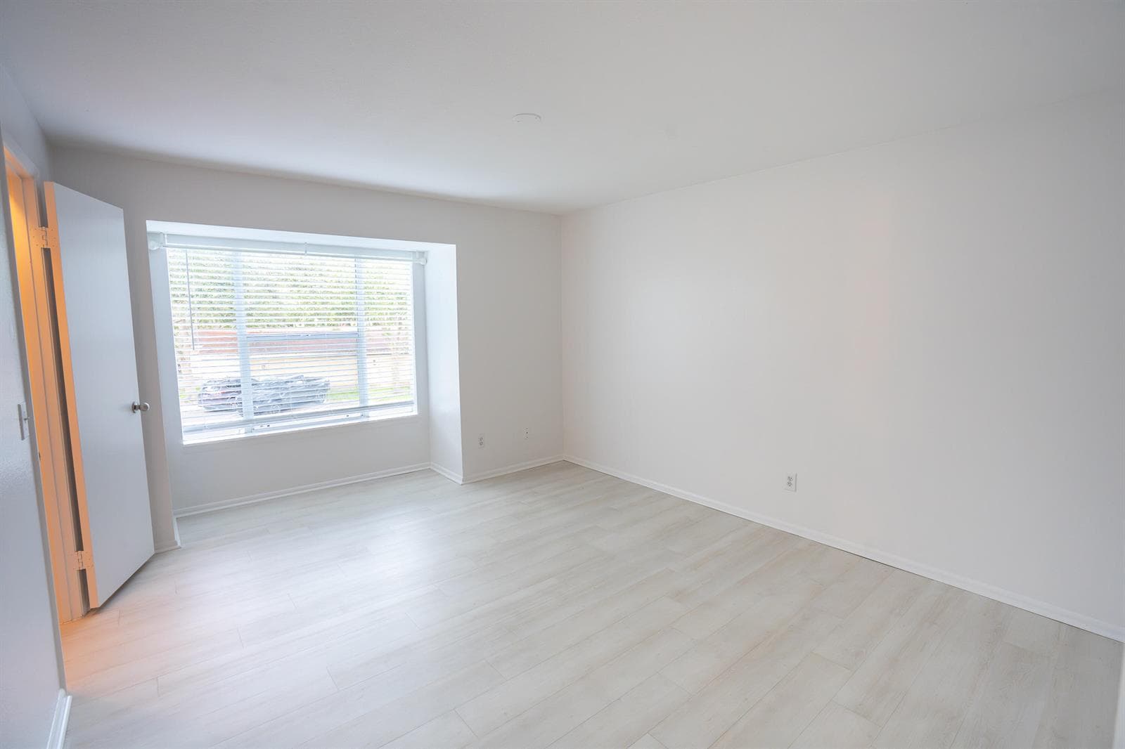 Guest bedroom