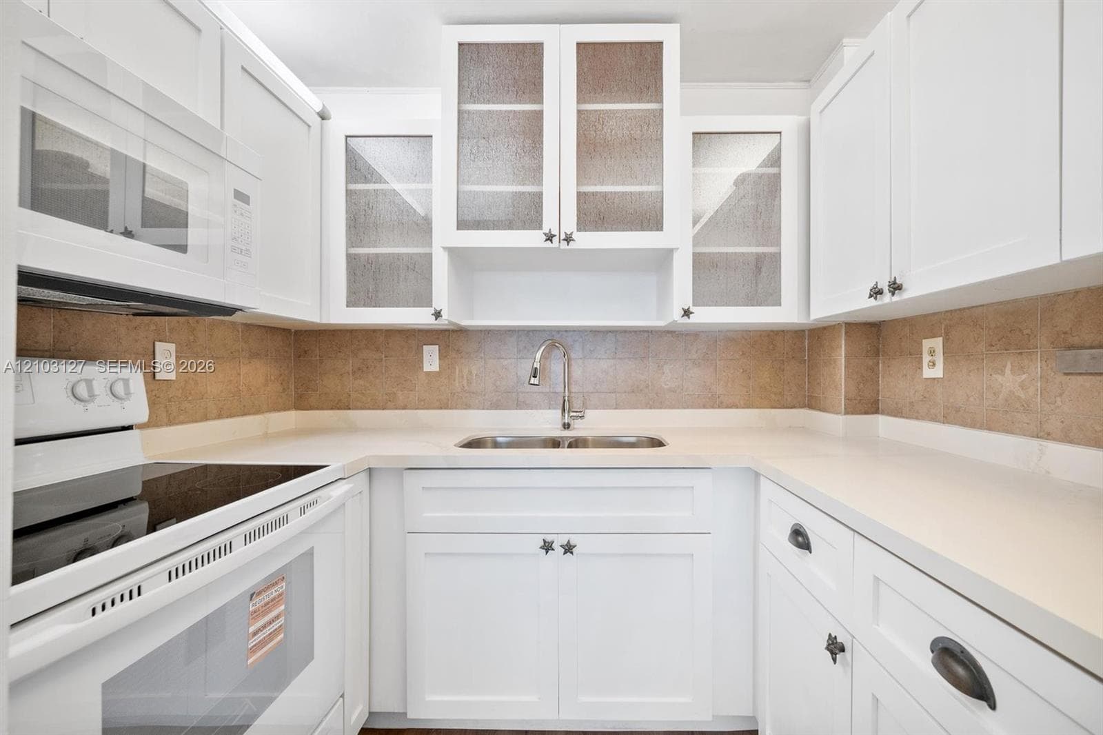 BAY HOUSE TOWER CONDO · #405 in Sunny Isles Beach - Photo 4