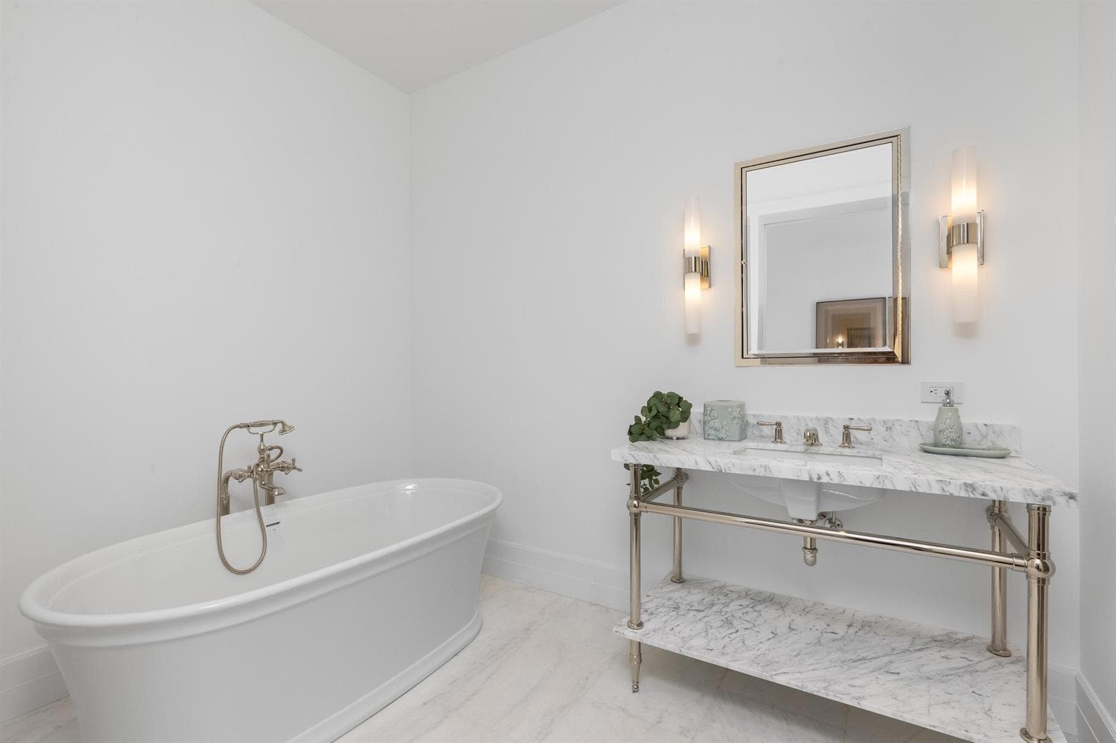 Guest Suite Bath