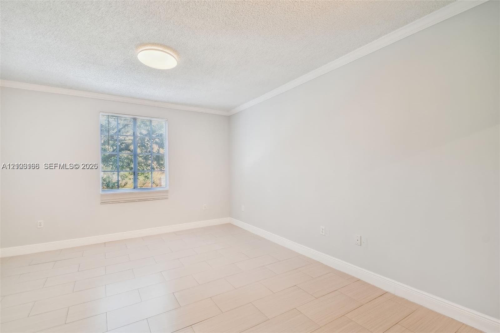 2945 NE 185th St #1407 photo 13