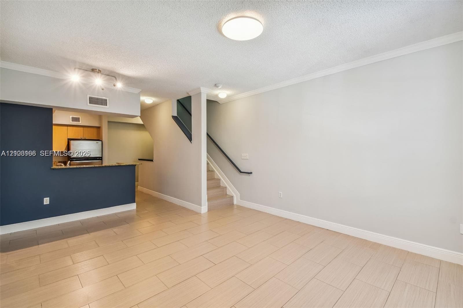 2945 NE 185th St #1407 photo 16