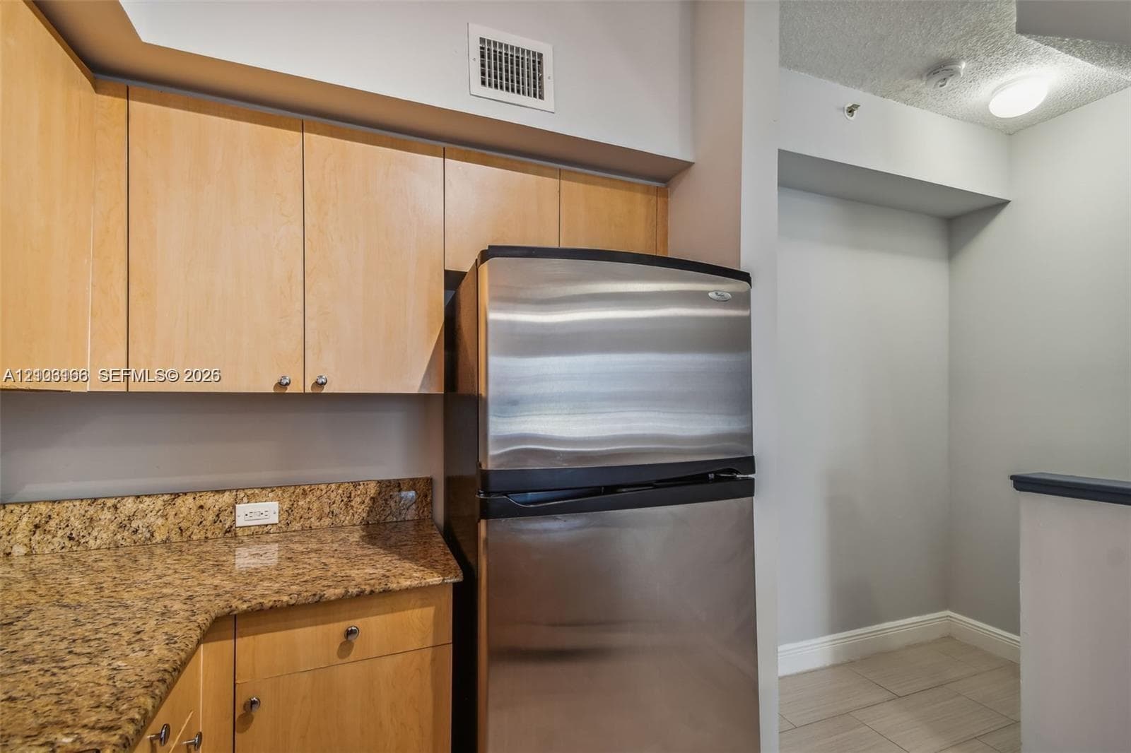 2945 NE 185th St #1407 photo 11