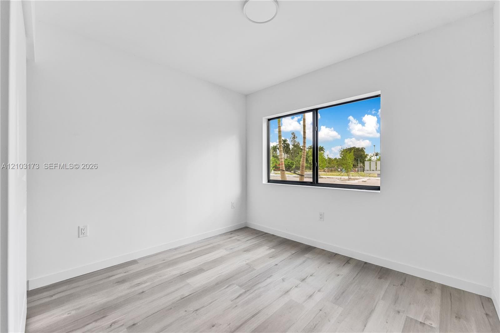 BISC GARDENS SEC C · #313 in North Miami Beach - Photo 11