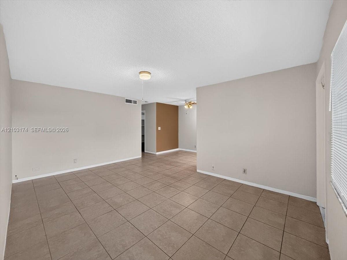 CHATEAU DREAMER CONDO · #18 in Hollywood - Photo 5