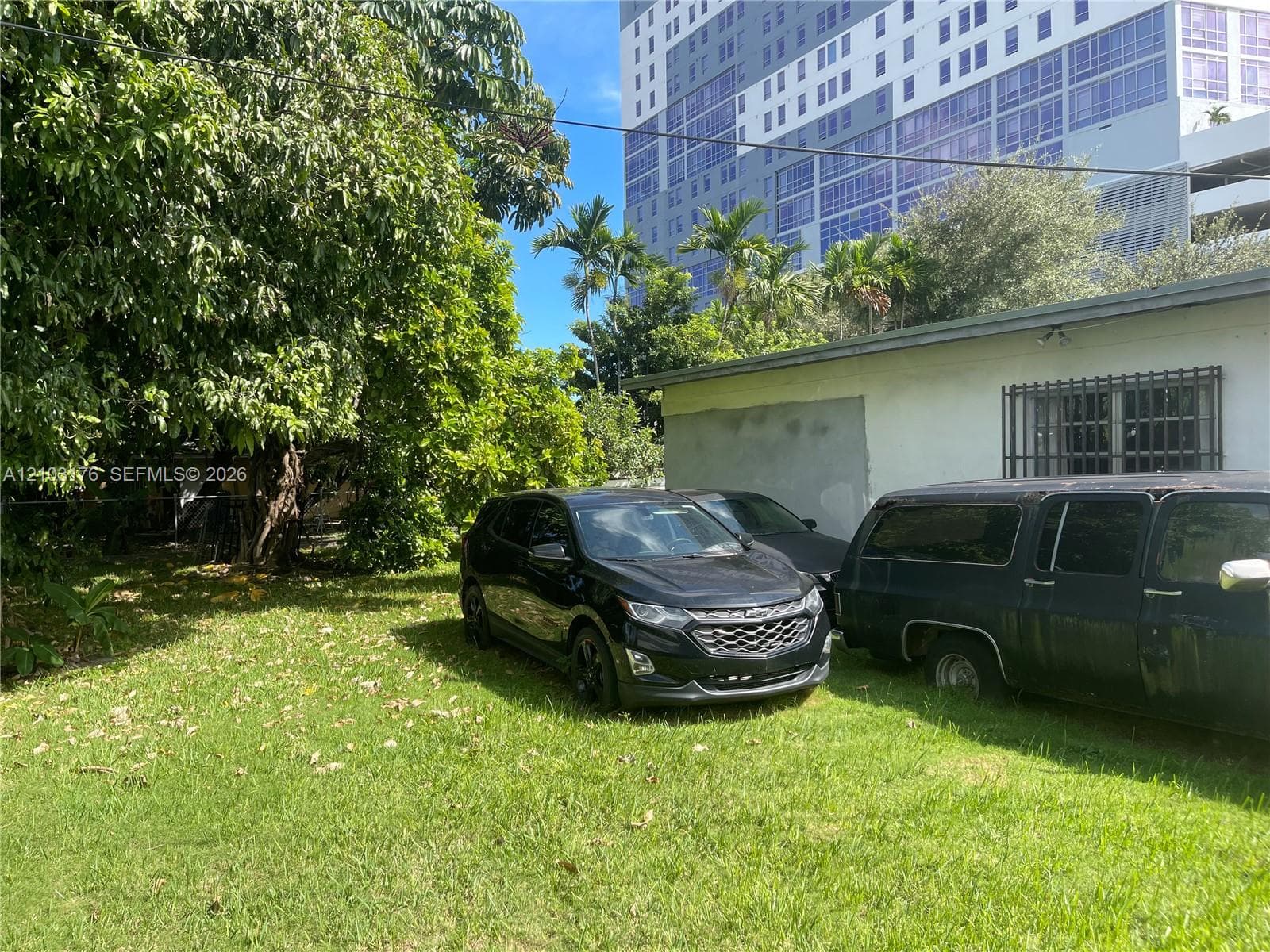 10759 SW 7th St photo 5