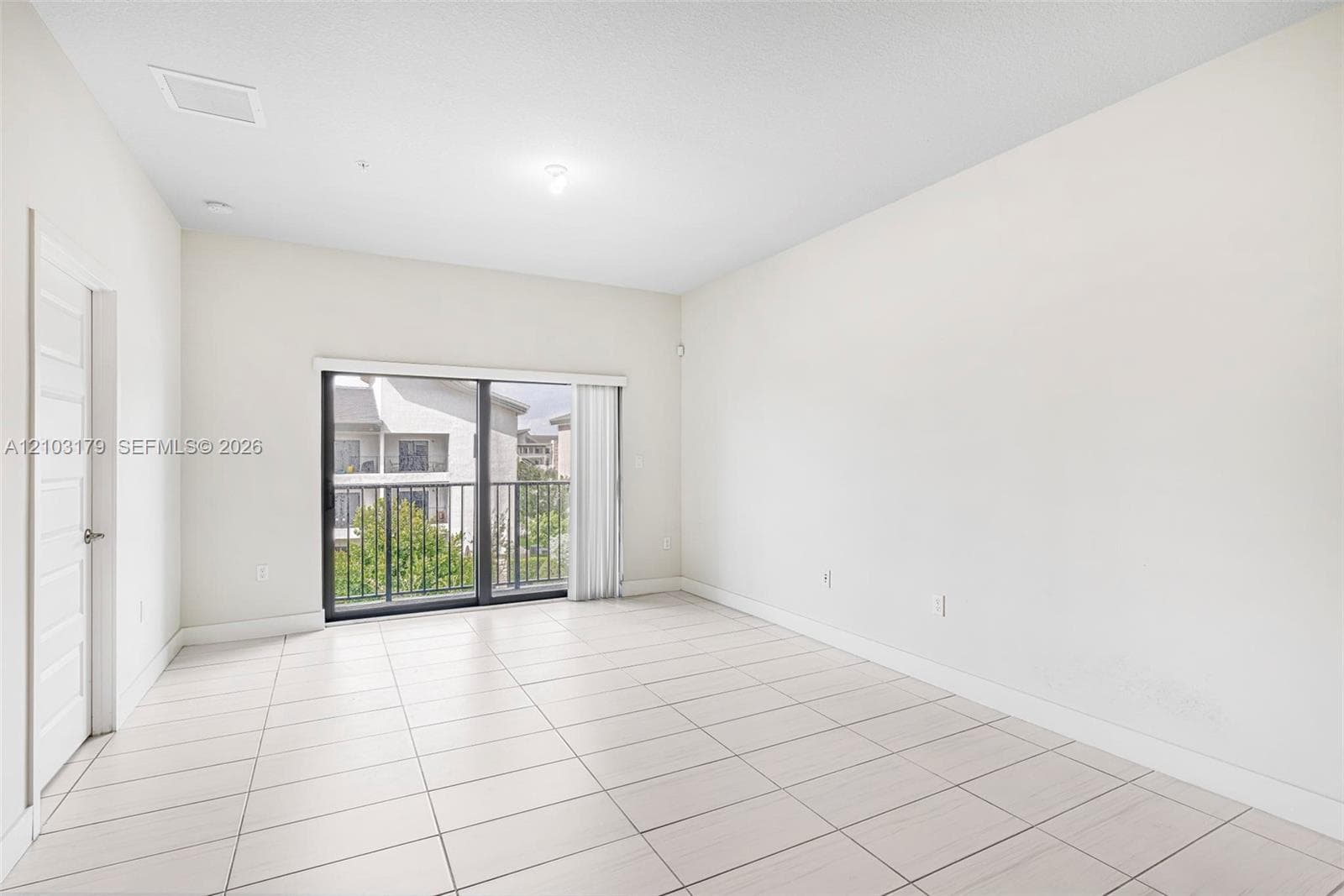 Grand Bay South Villas · #33 in Doral - Photo 7