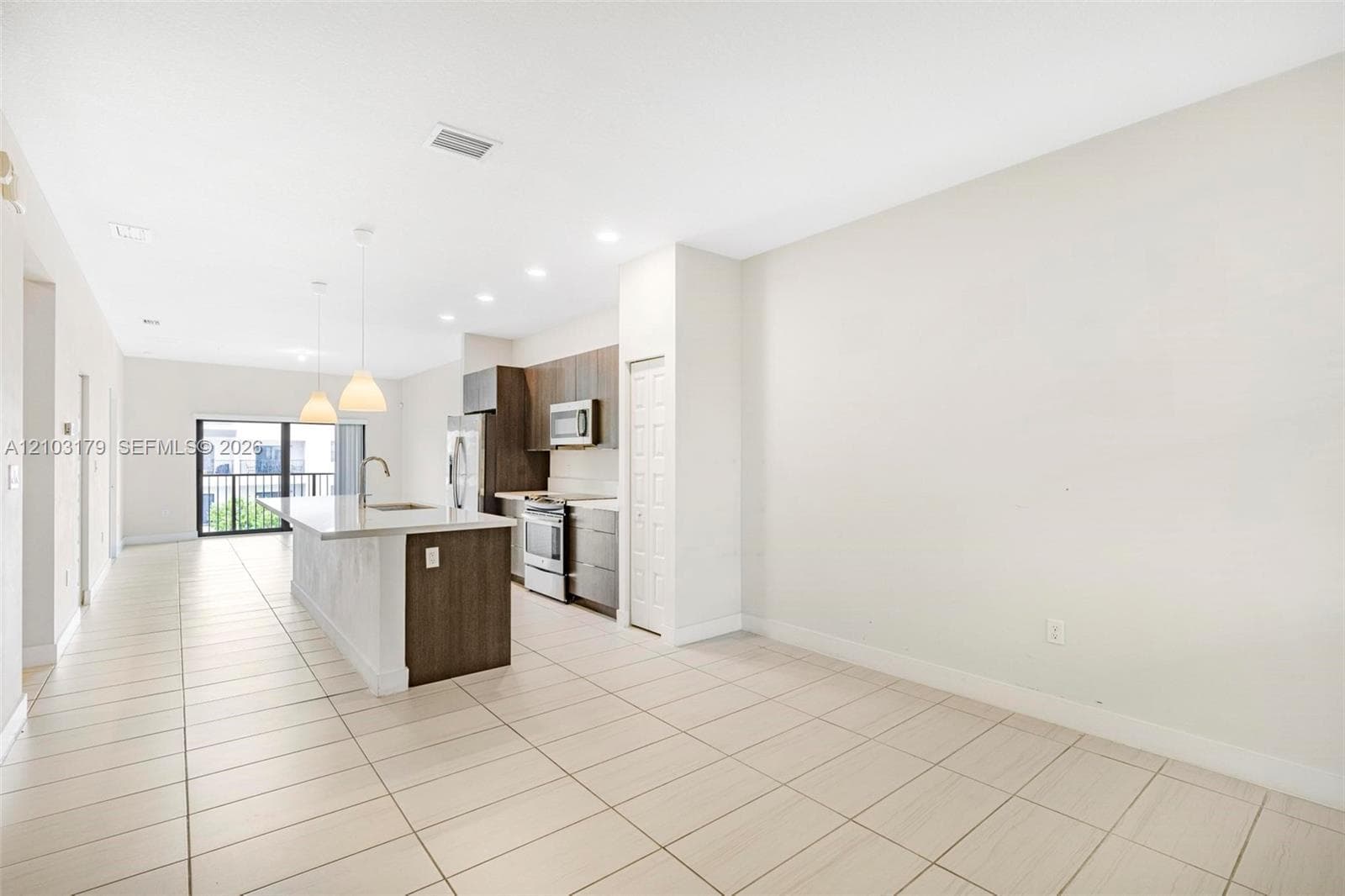 Grand Bay South Villas · #33 in Doral - Photo 5