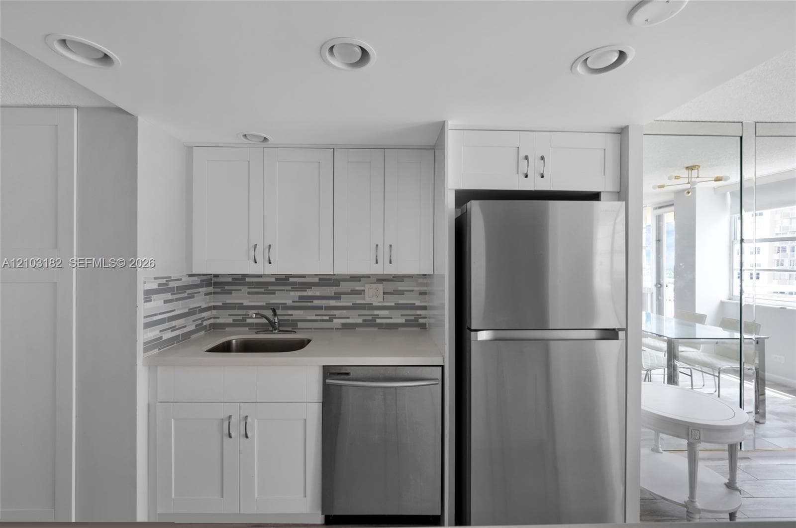 WINSTON TOWERS 200 · #1607 in Sunny Isles Beach - Photo 6