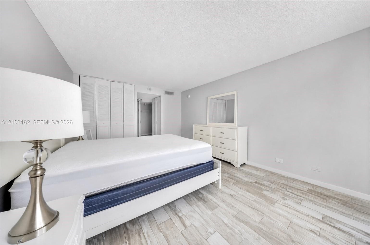 WINSTON TOWERS 200 · #1607 in Sunny Isles Beach - Photo 16
