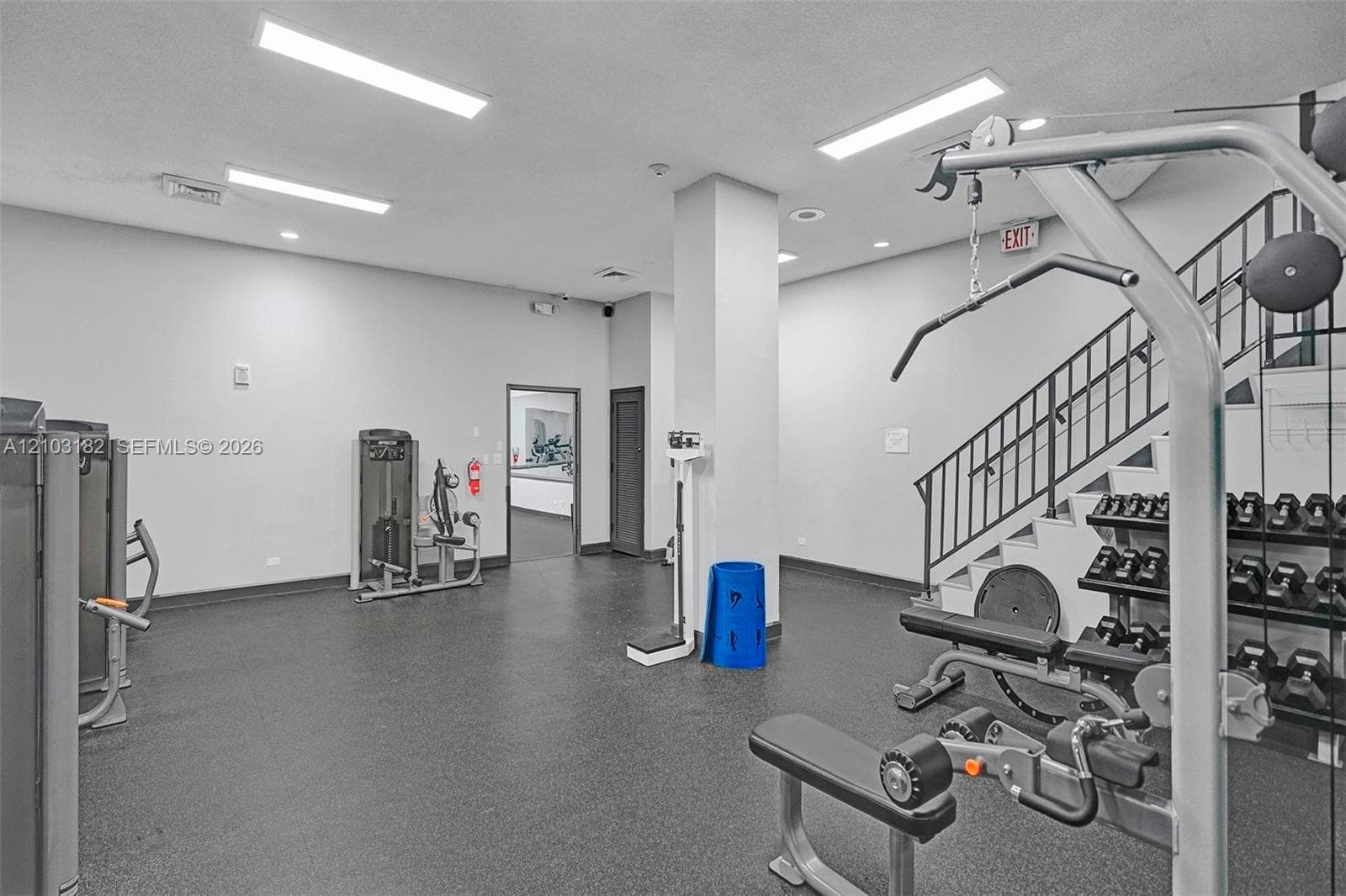 WINSTON TOWERS 200 · #1607 in Sunny Isles Beach - Photo 22