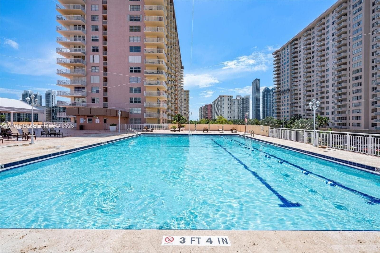 WINSTON TOWERS 200 · #1607 in Sunny Isles Beach - Photo 21
